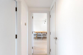Stylish 2Bedroom Apartment with Balcony